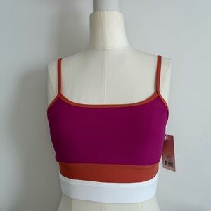 NWT Wilo Sports Bra Size S